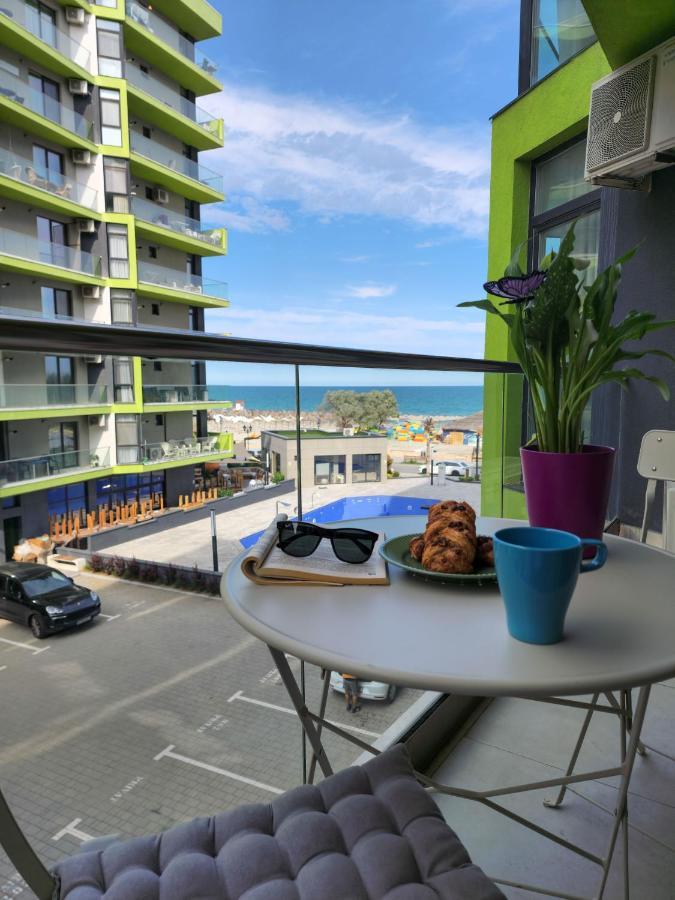 Blue Lagoon Aparthotel Pool & Spa Mamaia Nord ナボダリ エクステリア 写真