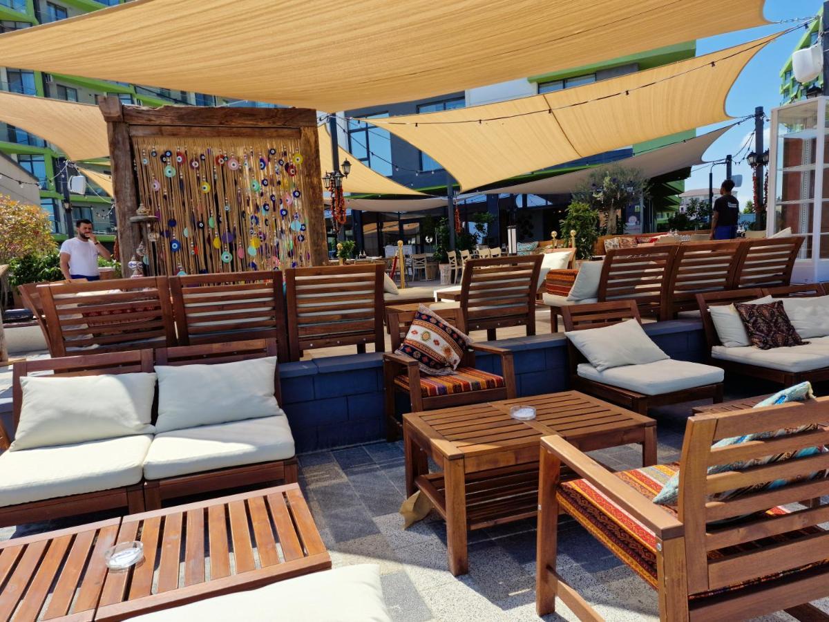 Blue Lagoon Aparthotel Pool & Spa Mamaia Nord ナボダリ エクステリア 写真