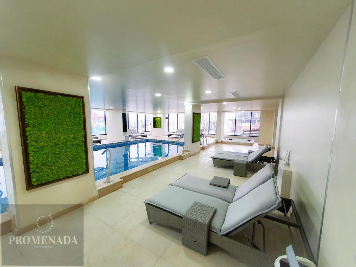 Blue Lagoon Aparthotel Pool & Spa Mamaia Nord ナボダリ エクステリア 写真
